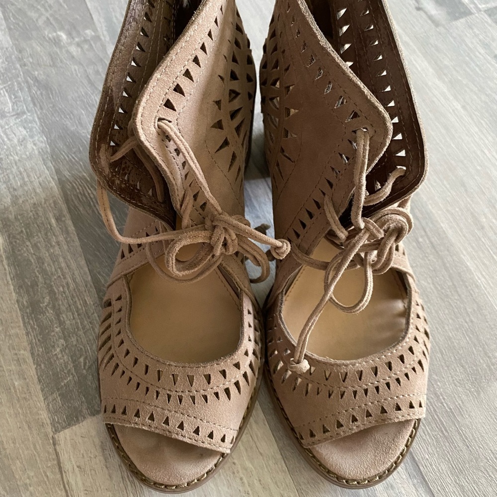 Vince Camuto heels